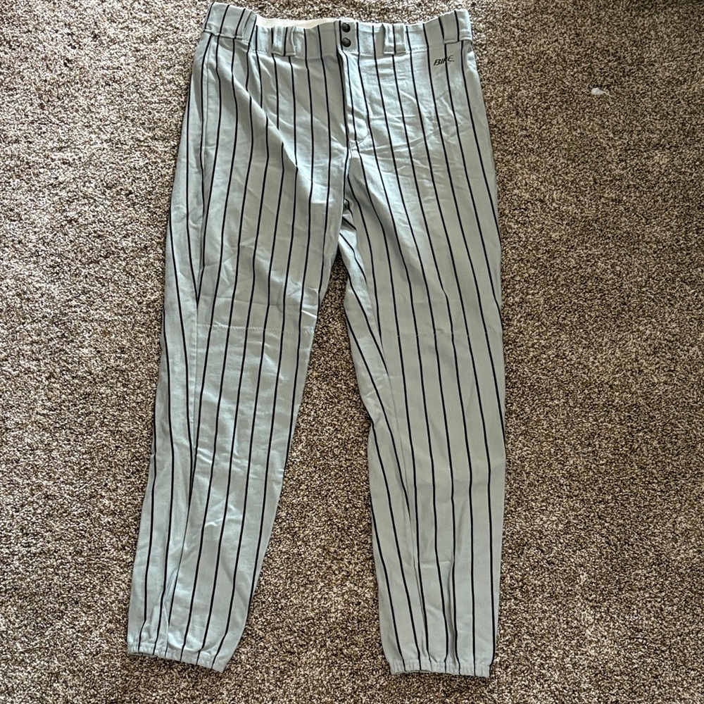 Men's Striped Gray Pants